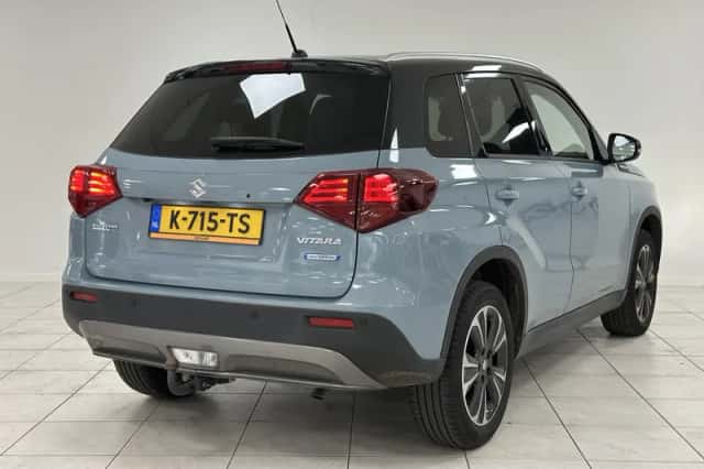 Suzuki Vitara (2021) thumbnail 2