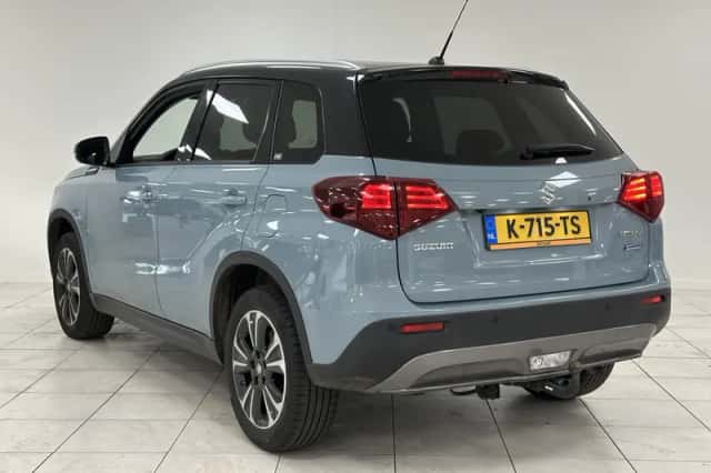 Suzuki Vitara (2021) thumbnail 6
