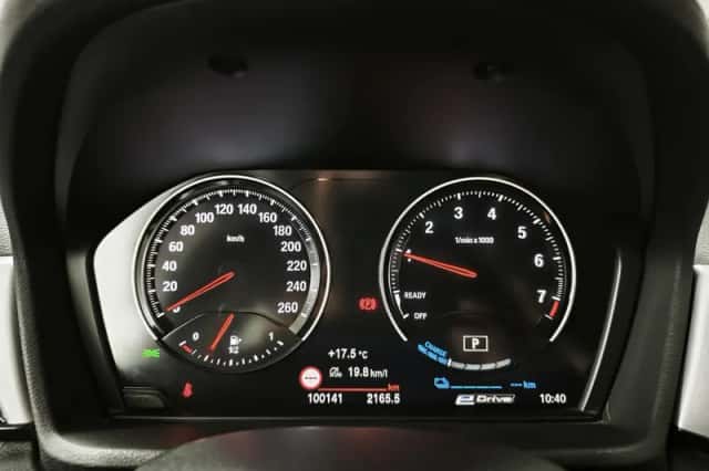 BMW X1 (2021) thumbnail 4