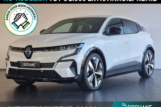 Renault Mégane E-Tech (2023) thumbnail 1