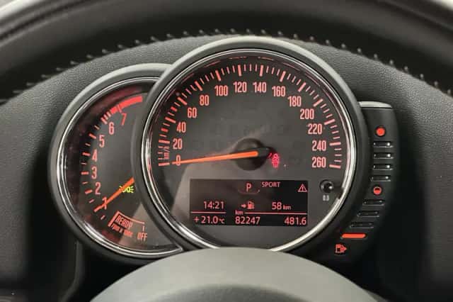 MINI Countryman (2017) thumbnail 4
