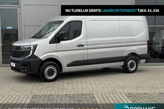 Renault Master (2024) thumbnail 1