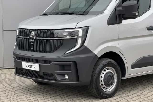 Renault Master (2024) thumbnail 3