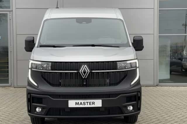 Renault Master (2024) thumbnail 4