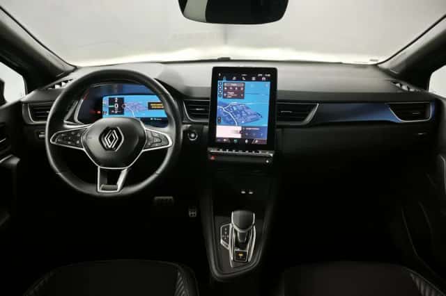 Renault Captur (2025) thumbnail 3