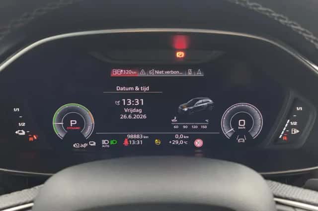 Audi Q3 (2022) thumbnail 4