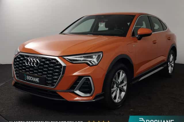 Audi Q3 (2022) thumbnail 1
