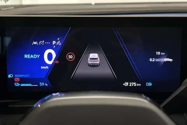 Renault Mégane E-Tech (2025) thumbnail 4