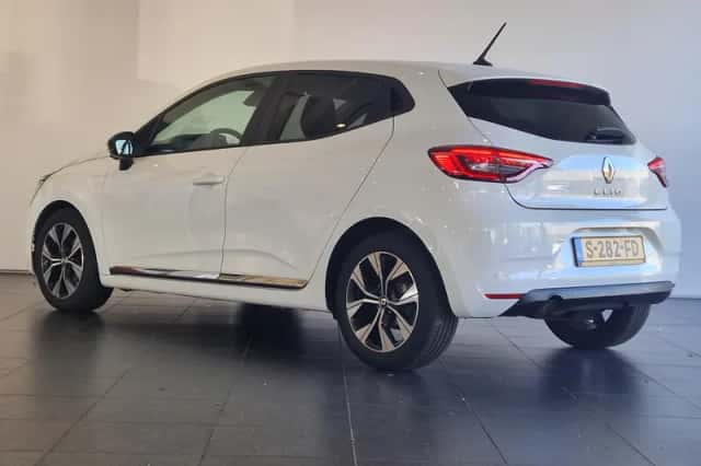 Renault Clio (2023) thumbnail 6
