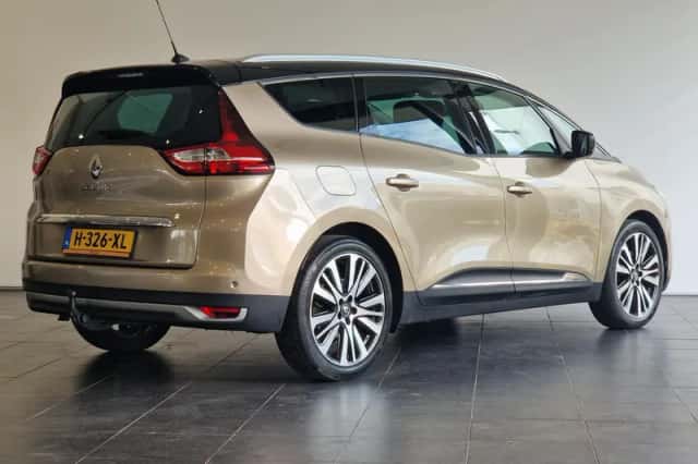Renault Grand Scénic (2019) thumbnail 2