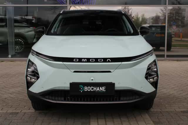 Omoda 5 EV (2026) thumbnail 3