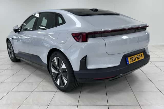 Polestar 4 (2025) thumbnail 6