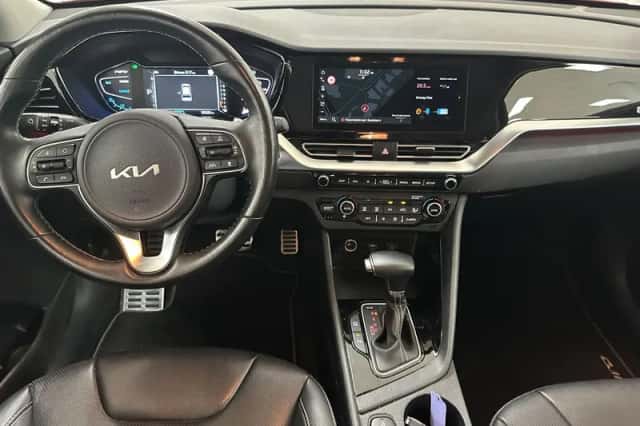 Kia Niro (2022) thumbnail 3