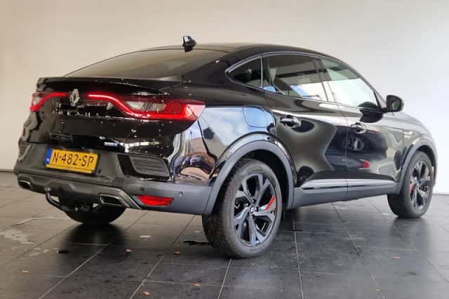 Renault Arkana (2022) thumbnail 2