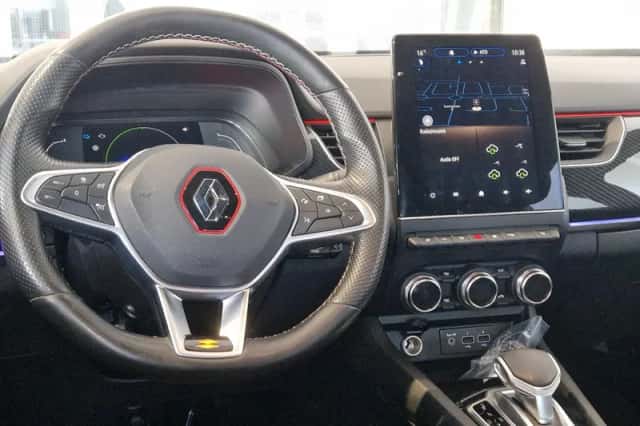 Renault Arkana (2022) thumbnail 3
