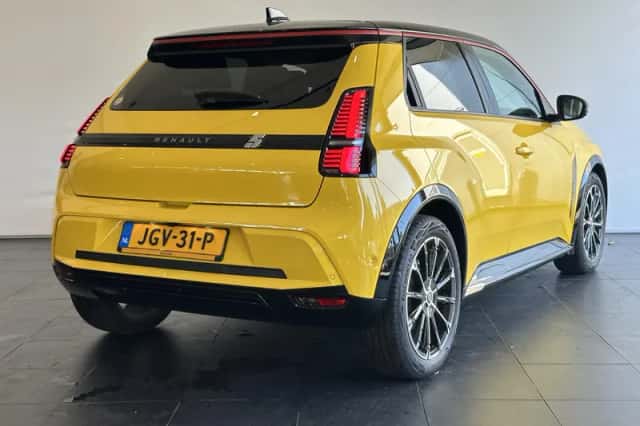 Renault 5 (2025) thumbnail 2
