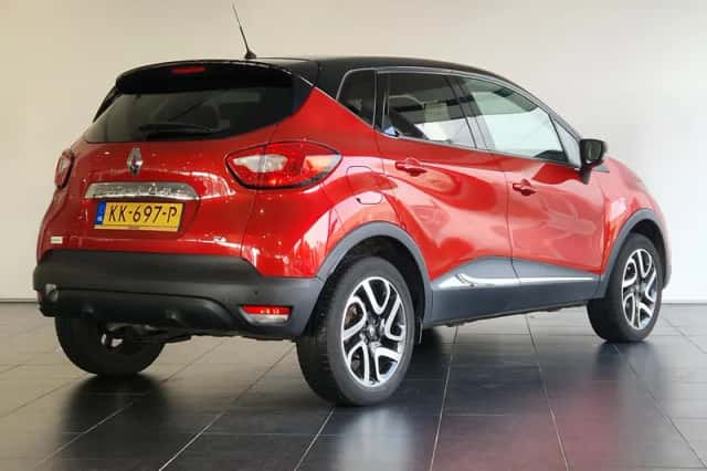 Renault Captur (2016) thumbnail 2