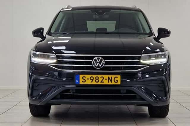 Volkswagen Tiguan (2023) thumbnail 6