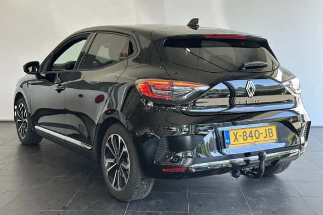 Renault Clio (2023) thumbnail 6