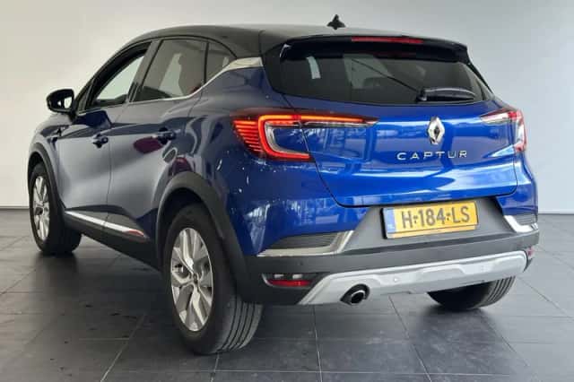 Renault Captur (2020) thumbnail 6