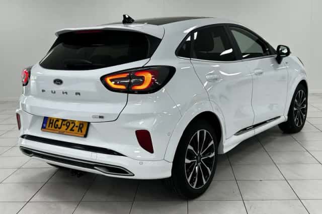 Ford Puma (2021) thumbnail 2