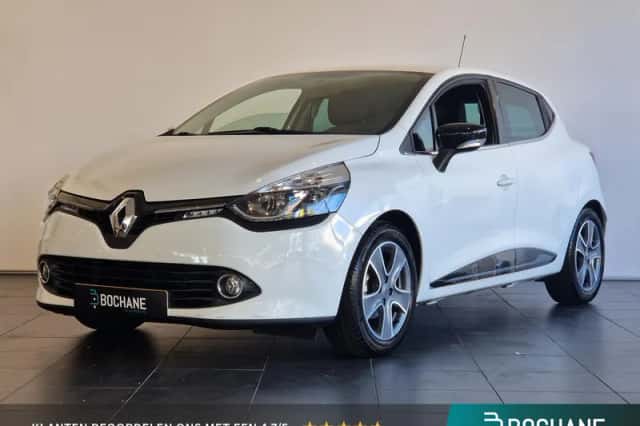 Renault Clio (2015) thumbnail 1
