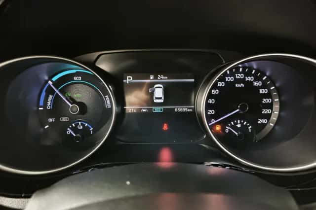 Kia Ceed Sportswagon (2023) thumbnail 4