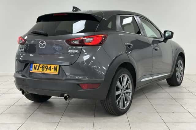 Mazda CX-3 (2017) thumbnail 2