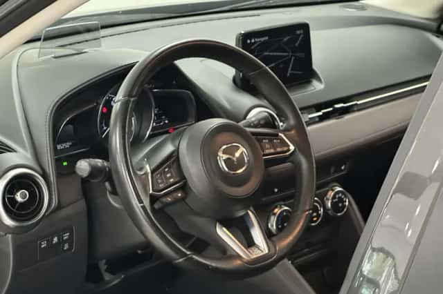 Mazda CX-3 (2017) thumbnail 3
