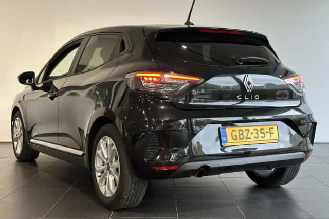 Renault Clio (2024) thumbnail 6