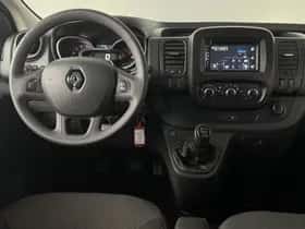 Renault Trafic (2021) thumbnail 12