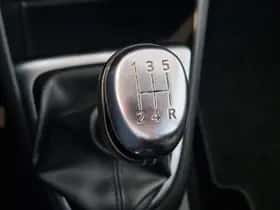 Renault Captur (2017) thumbnail 21