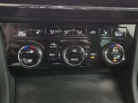 Škoda Superb (2021) thumbnail 11