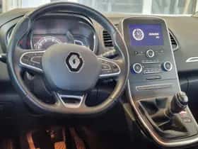 Renault Scénic (2018) thumbnail 3