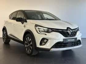 Renault Captur (2023) thumbnail 5
