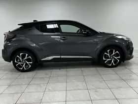 Toyota C-HR (2016) thumbnail 16