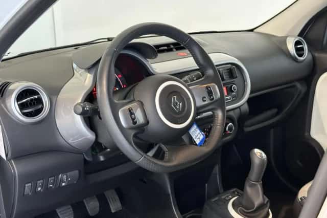 Renault Twingo (2018) thumbnail 3