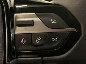 Peugeot 408 (2023) thumbnail 23