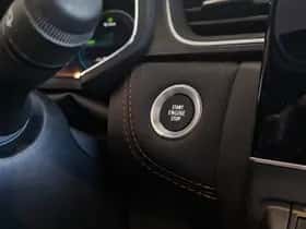 Renault Captur (2024) thumbnail 31
