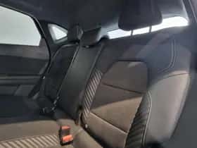 Renault Captur (2024) thumbnail 12