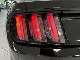 Ford Mustang (2016) thumbnail 23