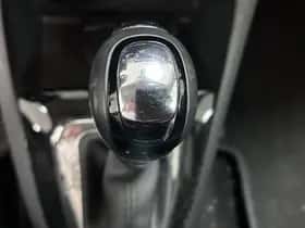 Renault Captur (2015) thumbnail 19