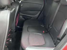 Renault Captur (2015) thumbnail 8