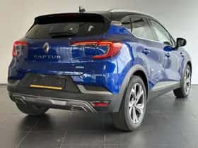 Renault Captur (2022) thumbnail 2