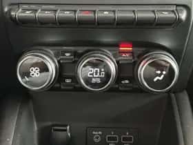 Renault Captur (2022) thumbnail 15