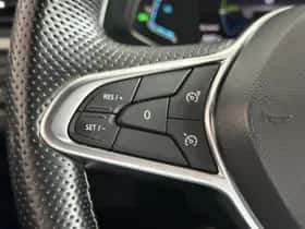 Renault Captur (2022) thumbnail 24