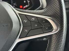 Renault Captur (2022) thumbnail 25