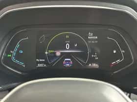 Renault Captur (2022) thumbnail 4