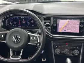 Volkswagen T-Roc (2021) thumbnail 3