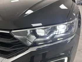 Volkswagen T-Roc (2021) thumbnail 24